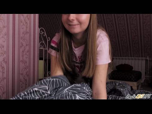 ❤️ Blondie sugit eam BFF est penitus et accipit Cum in ore suo Porno at la.xxxner.ru